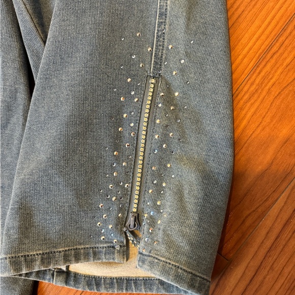 Like new capri - Picture 2 of 5